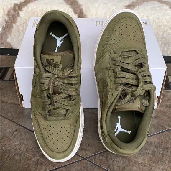 WMNS AIR JORDAN 1 RE LOW LIFTD platforms - Picture 15 of 16